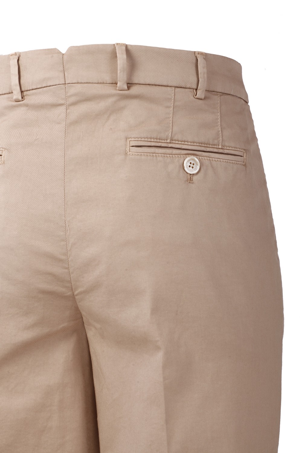 shop BRUNELLO CUCINELLI  Pantalone: Brunello Cucinelli pantaloni italian fit in gabardina di cotone.
Chiusura a zip con bottone e controbottoni.
Tasche frontali "americane".
Tasche posteriori a filetto con bottone.
Fondo 17,5 cm.
Italian fit.
Composizione: 97% COTONE, 3% ELASTAN.
Fabbricato in Italia.. M289LI1770-C6301 number 1407433